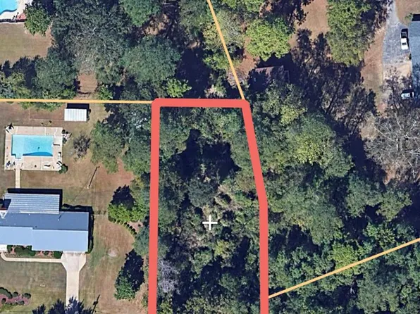 403 Wilson Dr, Troy, AL 36079