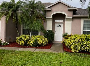 3990 Caparosa Cir, Melbourne, FL 32940