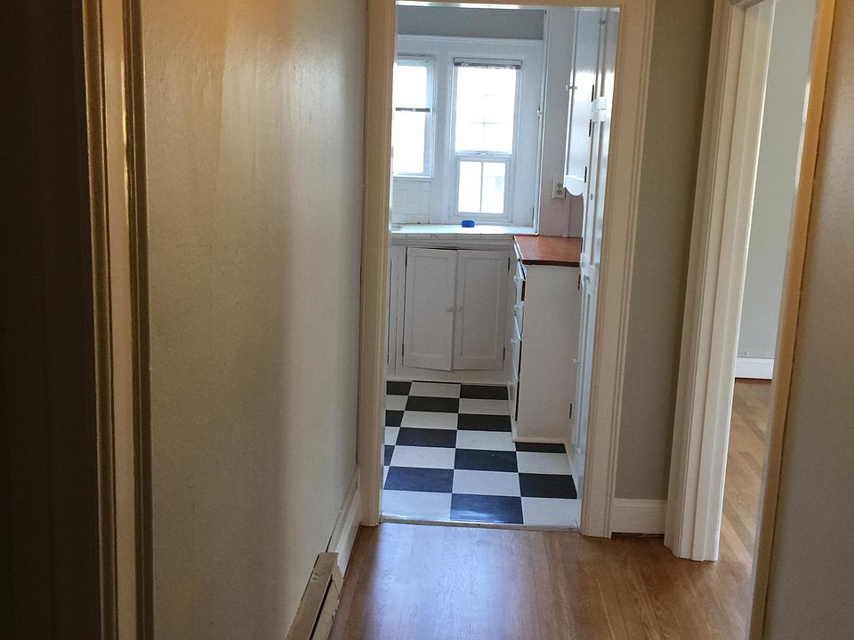 2nd image of 1645 10th Ave E APT 204