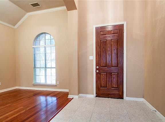 3rd image of 3632 Nandina Dr