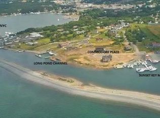 10 Commodore Pl, Conception Bay South, NL A1W0A9