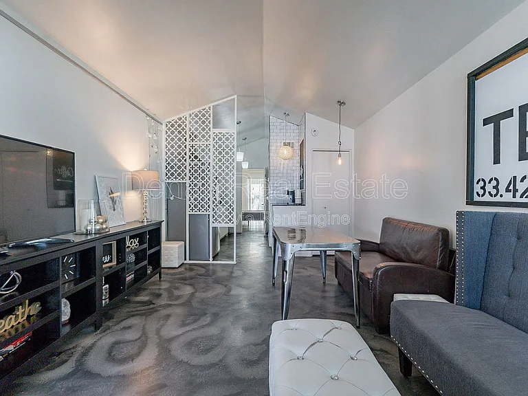 2309 S College Ave #17 — Photo 13