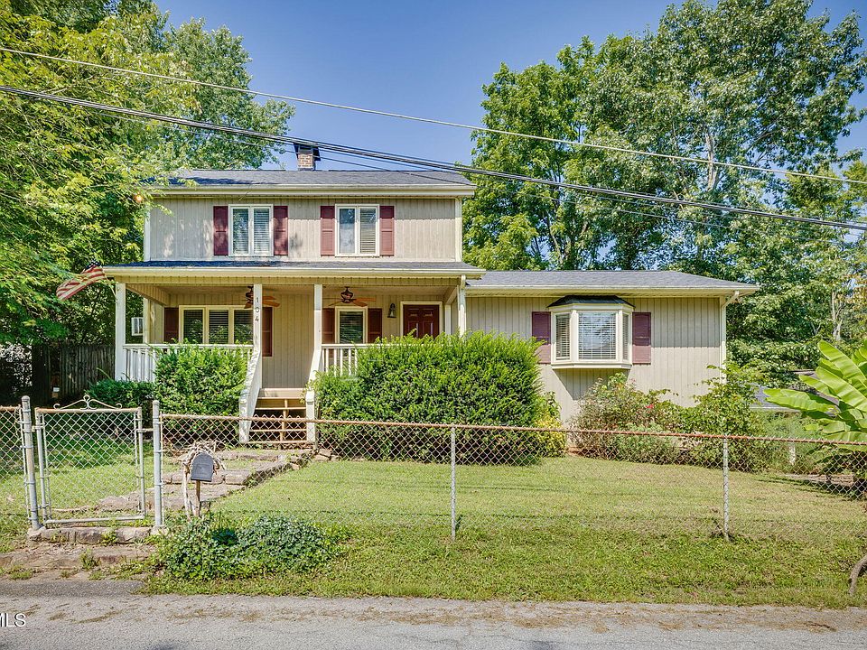 1st image of 104 Patterson Rd