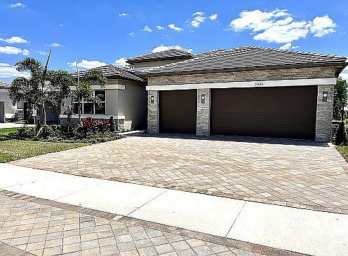 1st image of 11676 Periwinkle Dr