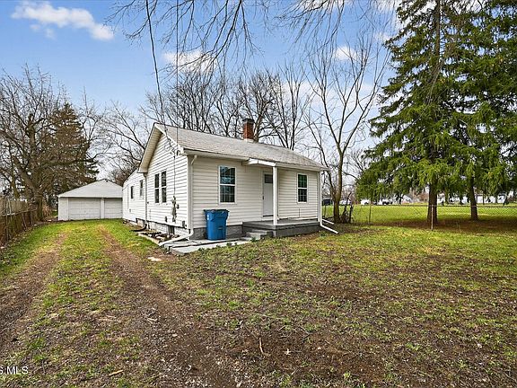 4th image of 1060 Patchen Rd