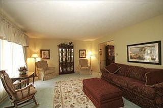 3rd image of 118 Reyn Cir