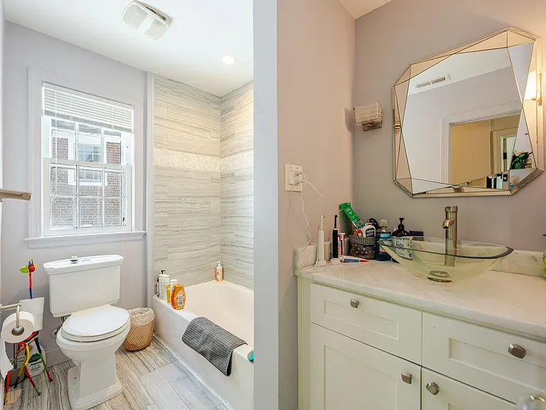 4612 Sedgwick St NW — Photo 23