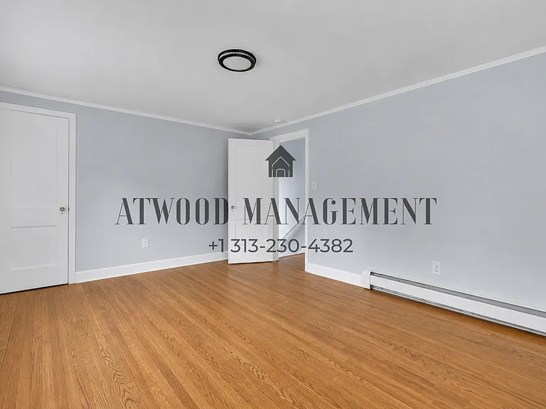 15752 Rutherford St — Photo 10