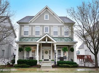 17584 Marbury St, Round Hill, VA 20141