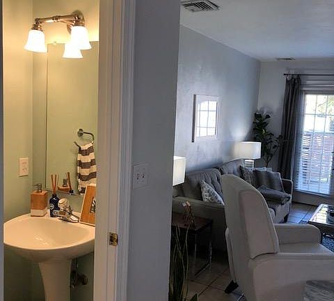 3rd image of 211 57th St #A