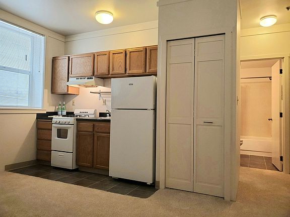 5th image of 1529 Boylston Ave APT 105