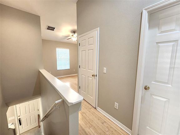 3rd image of 116 Sawtooth Dr