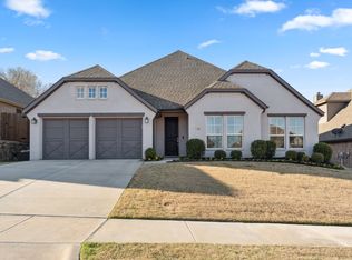 549 Inwood St, Benbrook, TX 76126