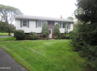 142 Meadowview Ct, Ebensburg, PA 15931