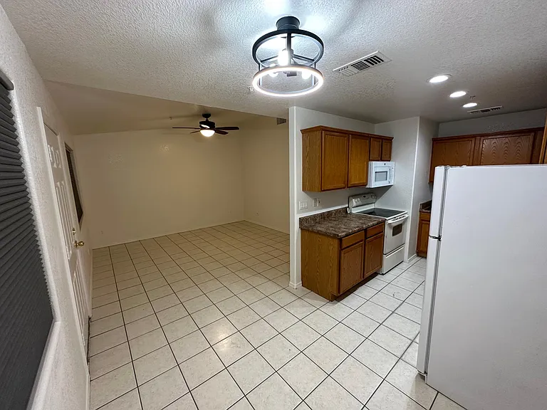 3417 Oro Grande Blvd #102 — Photo 16