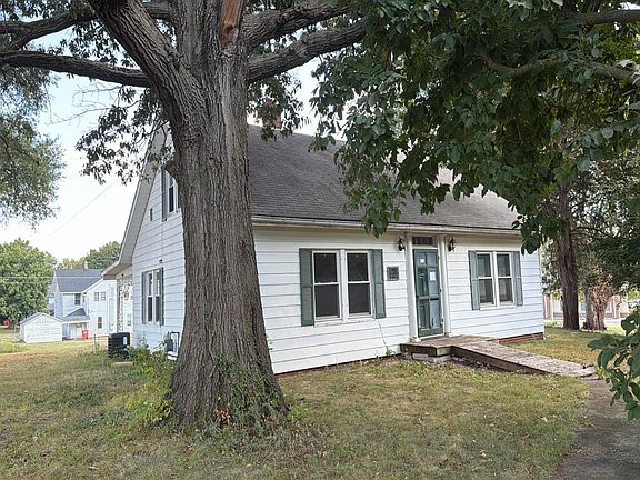 3rd image of 318 S 5th St