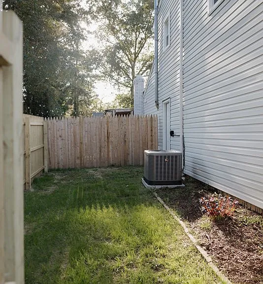 405 Beach Blvd — Photo 11