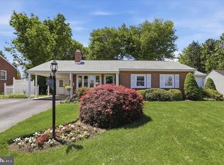 17933 Oak Ridge Dr, Hagerstown, MD 21740
