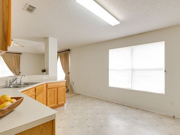 3rd image of 3503 San Gabriel St
