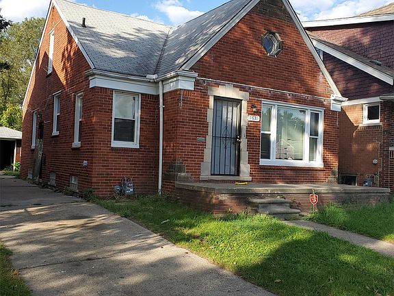 2nd image of 1631 E Outer Dr