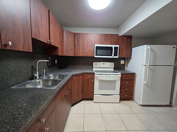 3rd image of 2767 NW 58th Terrace