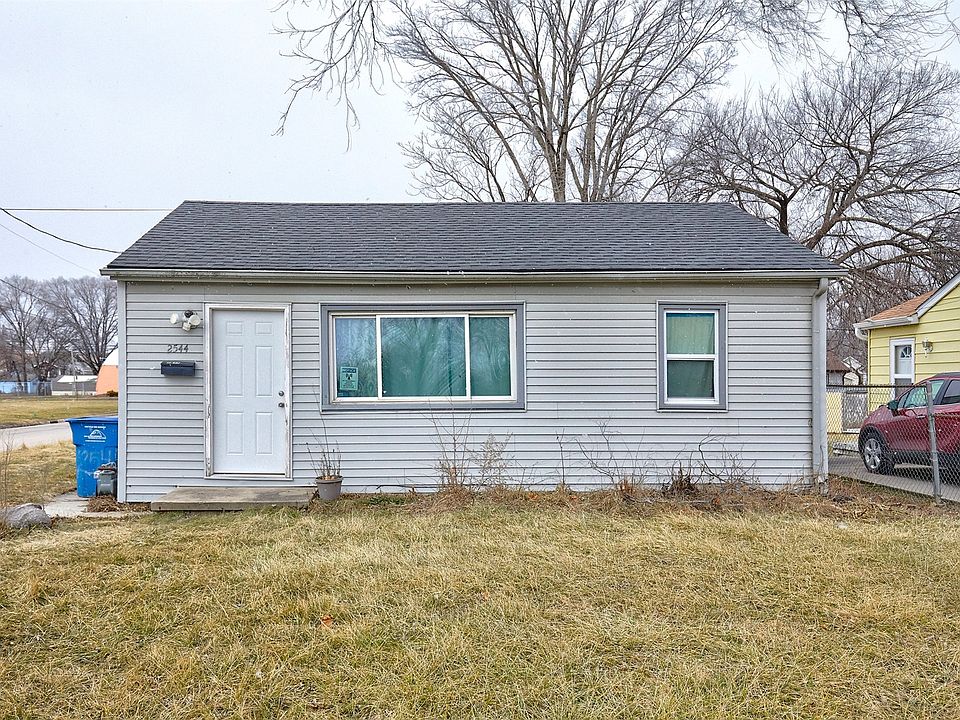 1st image of 2544 Vale St