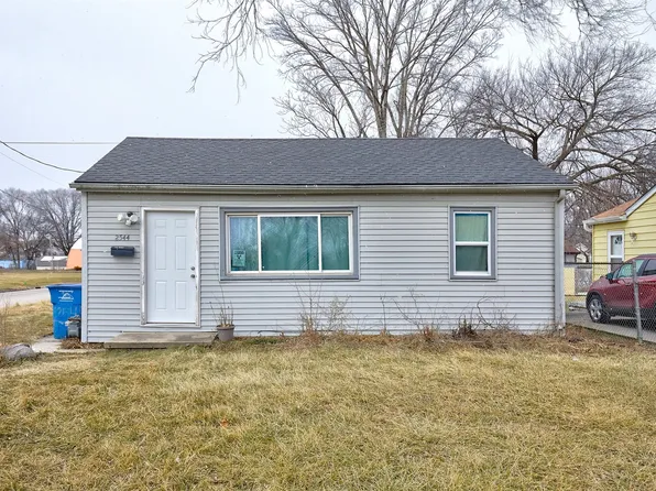 2544 Vale St, Des Moines, IA 50317