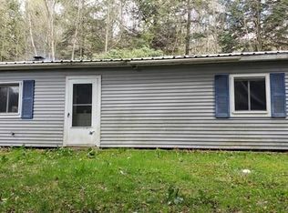 37 Camp Rd, Shinglehouse, PA 16748