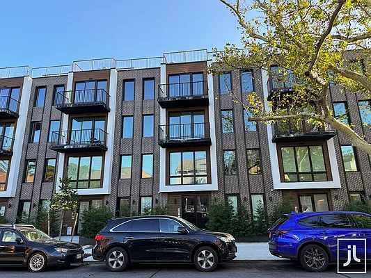 Rented by E Realty International Corp | media 11