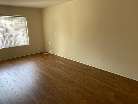 5th image of 3340 Richland Dr #4