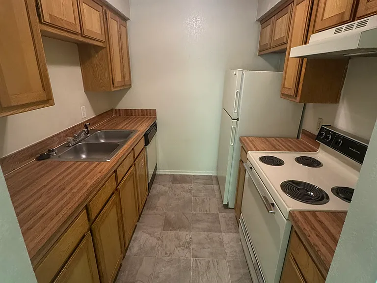 200 Hann St #2 — Photo 4