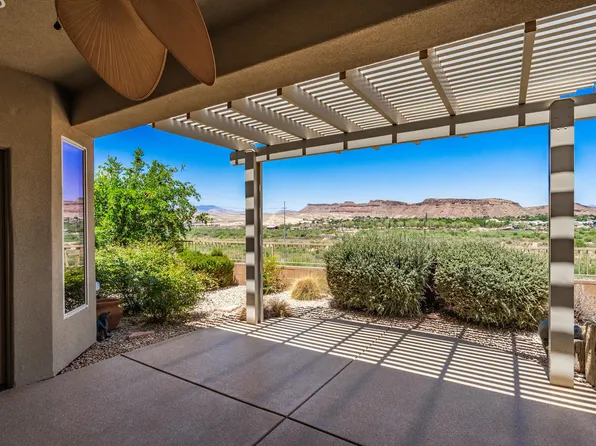 1410 W Ambassador Dr, St George, UT 84790