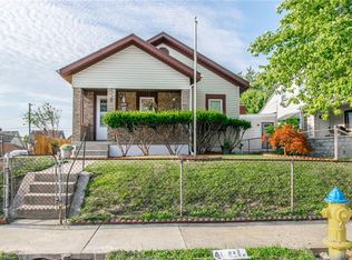 301 Pleasant Ave, Ave, OH 45403