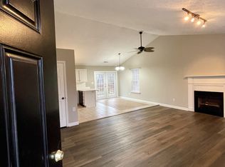 5147 Boonsboro Rd, Lynchburg, VA 24503