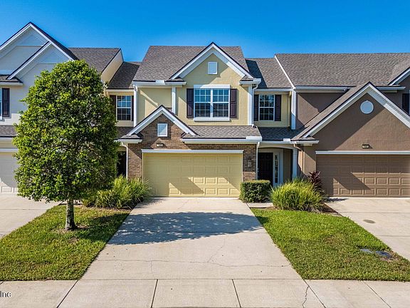 3rd image of 6345 AUTUMN BERRY Circle