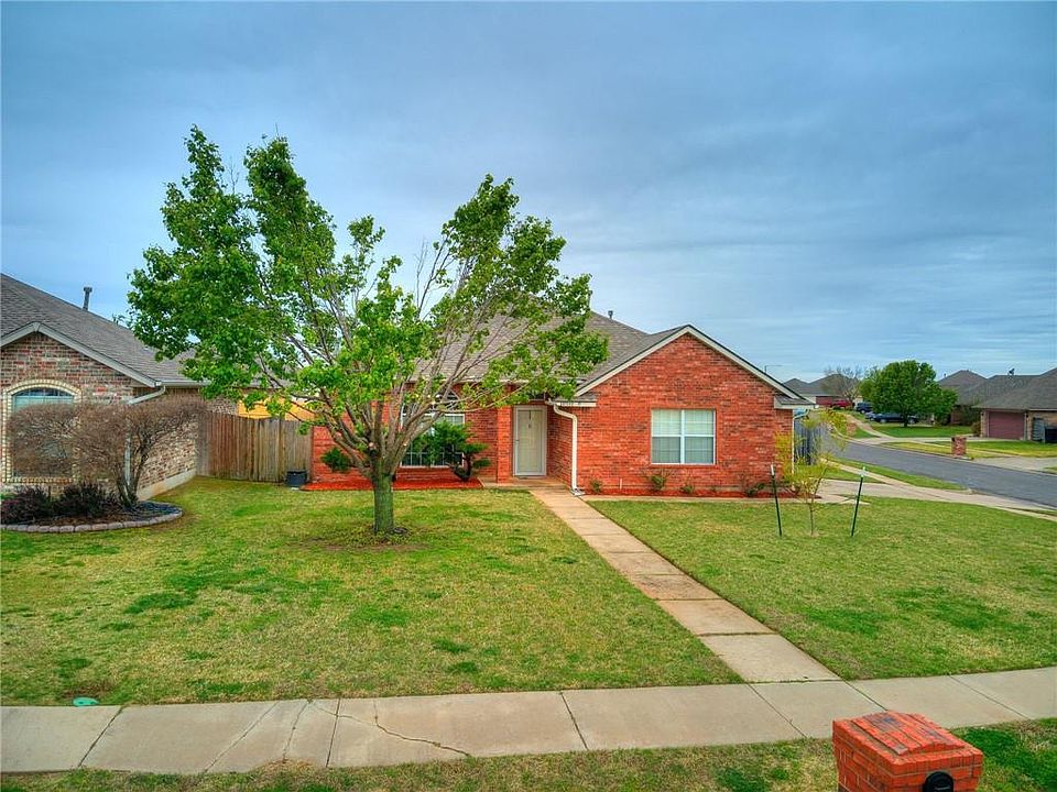 1st image of 17557 NW Zinc Dr
