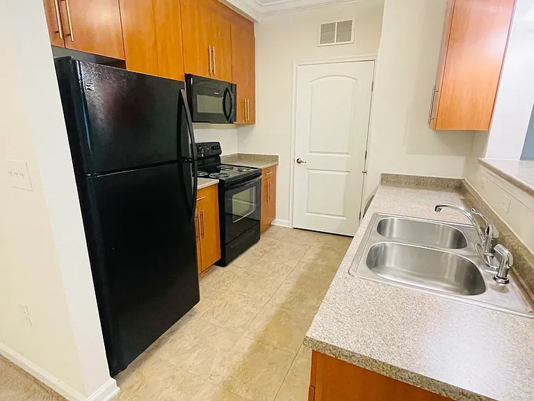 Clairmont at Chesterfield — Photo 194