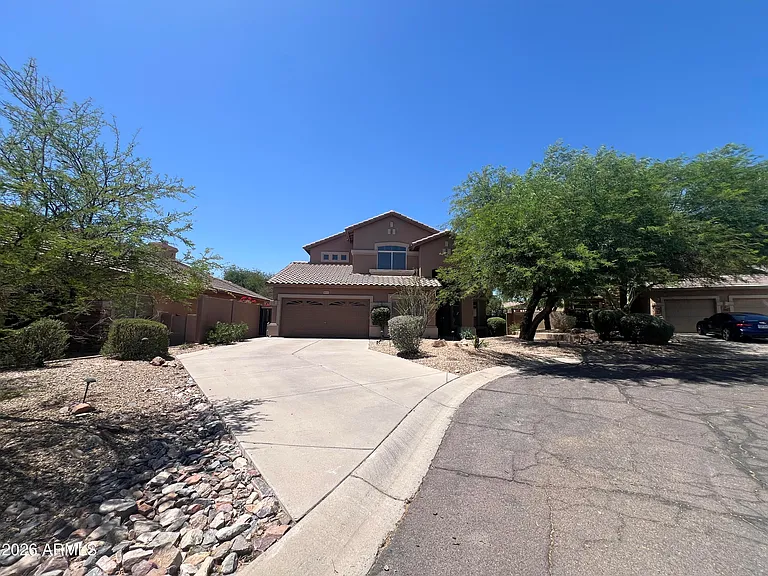 10620 E Tierra Buena Ln — Photo 2