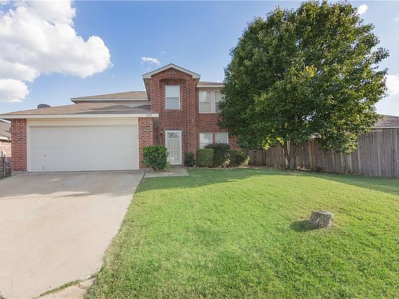 3rd image of 3925 Stonewick Ct