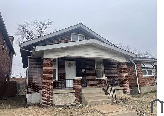 1st image of 423 Christian Ave