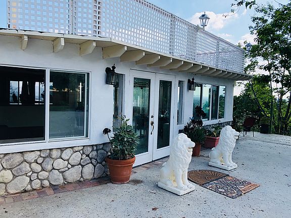 2nd image of 3595 Manzanita Dr