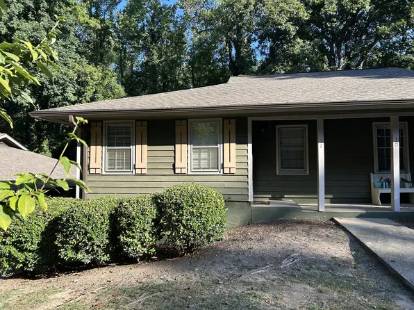 32 Oakwood Dr, Greenville, SC