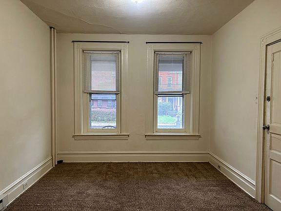 4th image of 833 Columbia Ave APT 1