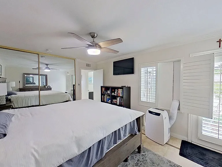 21722 Ocean Vista Dr #D — Photo 18