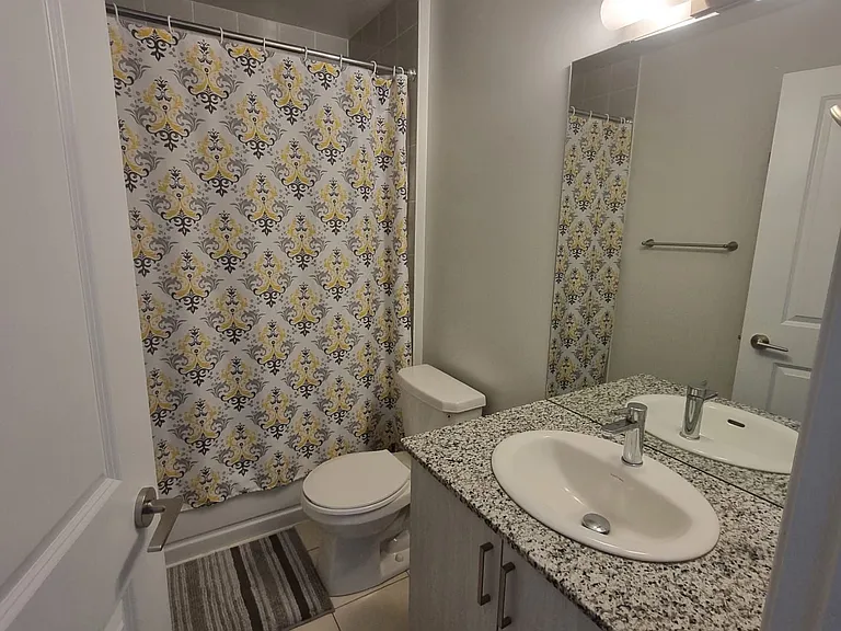 10 Meadowglen Pl #707 — Photo 8