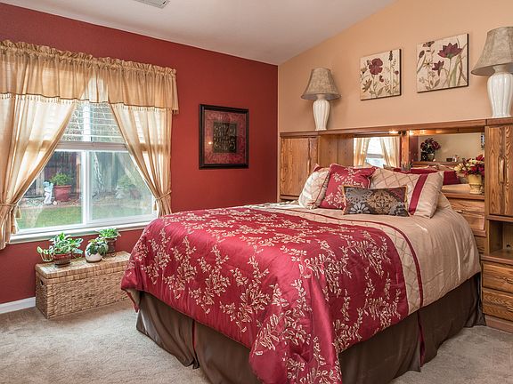 4th image of 931 Talbot Dr