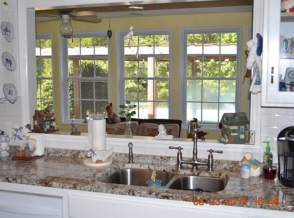 5th image of 31 Island Creek Dr