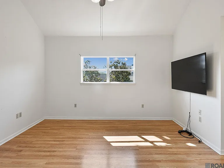 956 Ridgepoint Ct #15C — Photo 6