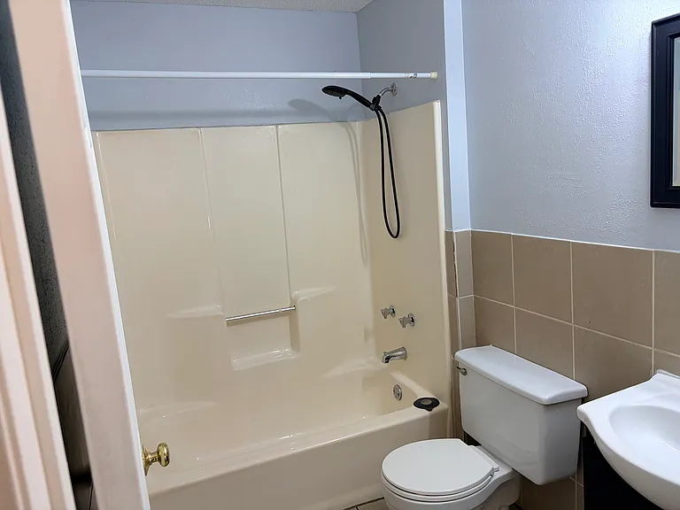 3813 Restwood Rd #3 — Photo 7