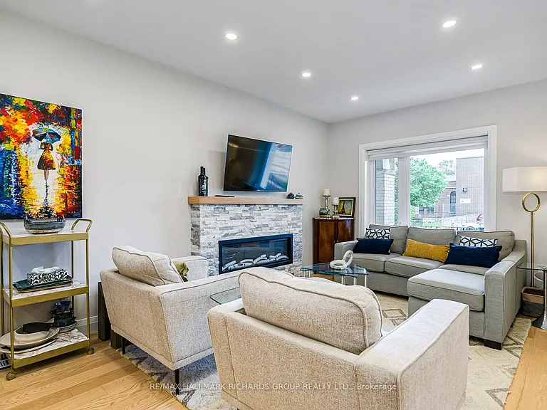 82 Chatham Ave — Photo 4
